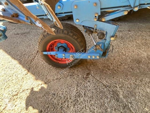 2016 Lemken Juwel 8 V 6-SC Tillage - Plough for sale — view 2