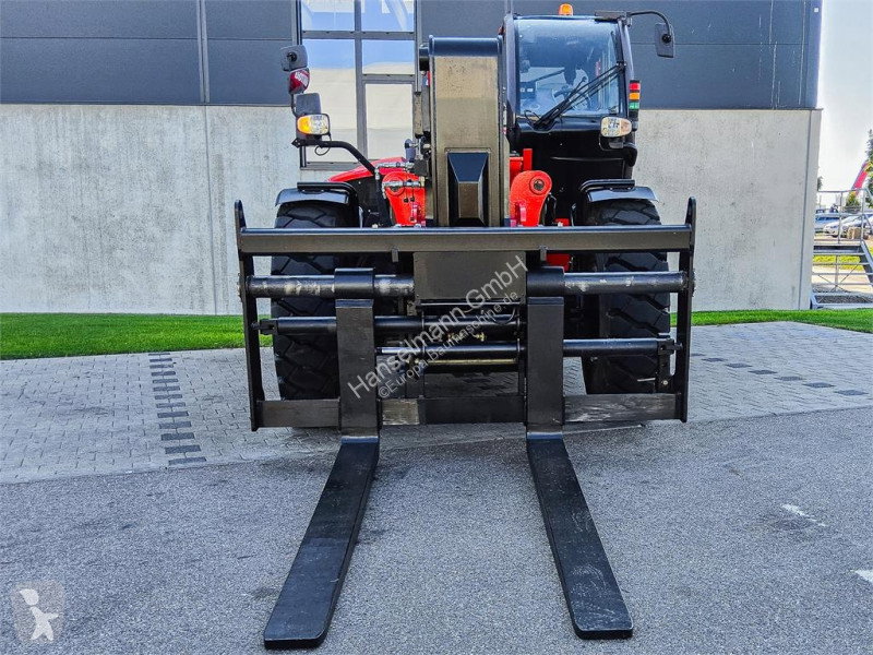 2019 Manitou MHT 10180 Telehandler for sale — view 2