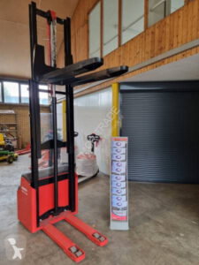 2021 Manitou Overjarig Pedestrian Stacker for sale