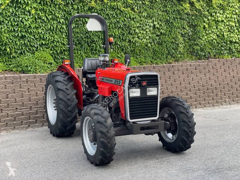 1998 Massey Ferguson 253 4RM Tractor - Wheel for sale — view 2