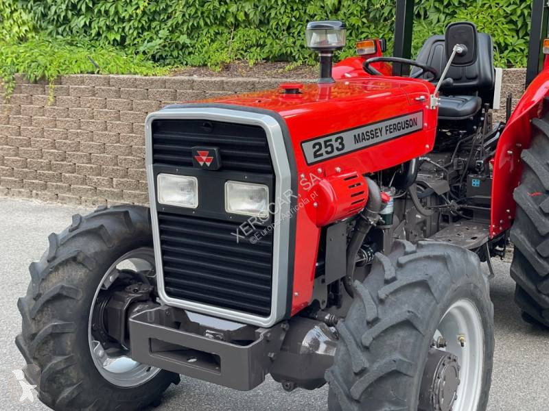 1998 Massey Ferguson 253 4RM Tractor - Wheel for sale — view 3