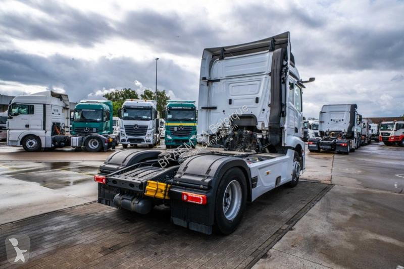 Mercedes 1842 LS Truck Tractor Unit for sale — view 4