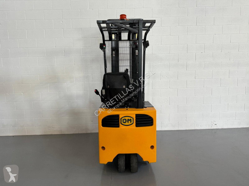 2011 OM Electric Forklift for sale — view 2