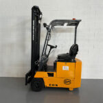 2011 OM Electric Forklift for sale — view 3