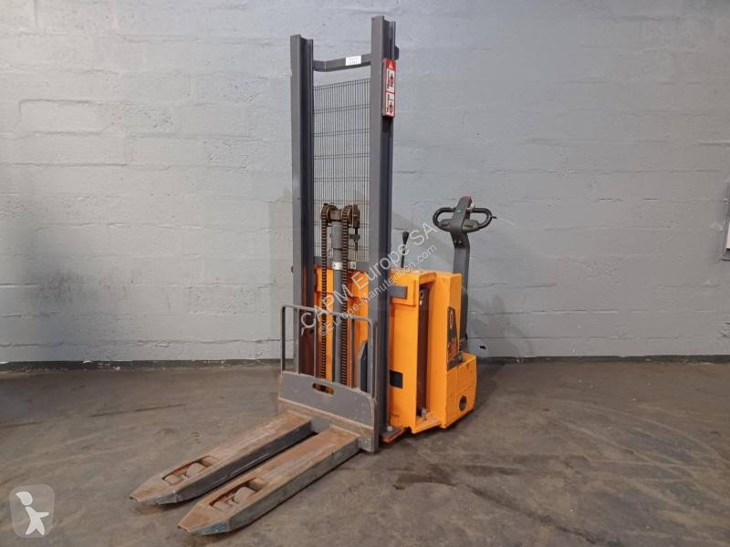 2008 OMG 720K Pedestrian Stacker for sale