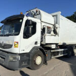 2011 Renault Premium Garbage Truck for sale — view 2