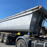 Schmitz Cargobull Refrigerated Truck for sale — view 3