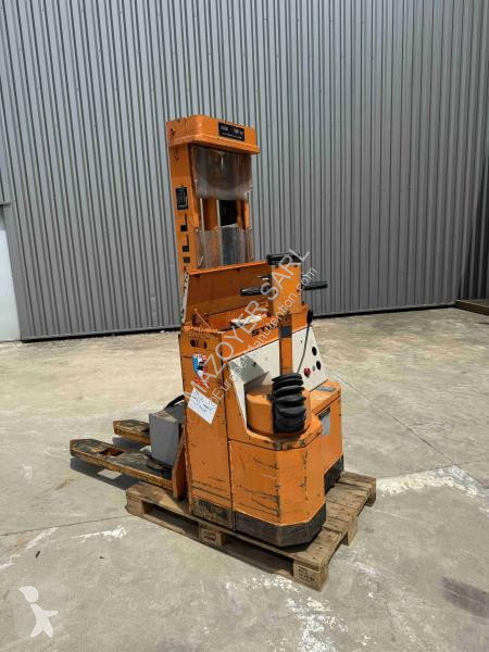 1977 Still 100 Pedestrian Stacker for sale