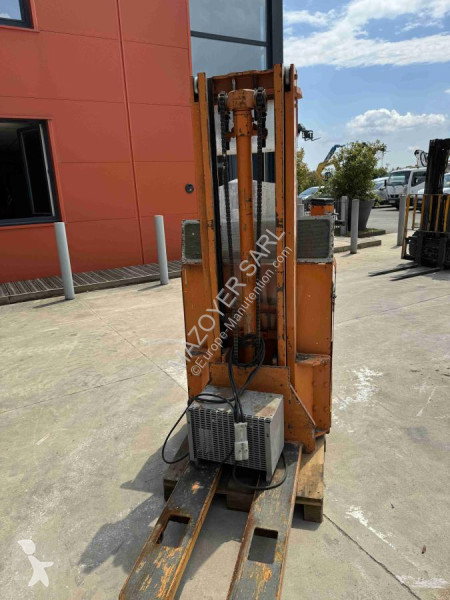 1977 Still 100 Pedestrian Stacker for sale — view 4
