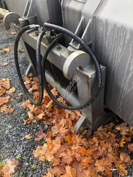 2017 Volvo GHD 3500 Litre Attachment - Bucket for sale — view 3