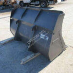 Volvo L20 Attachment - Bucket for sale — view 3