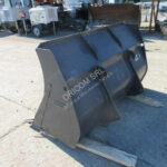 Volvo L20 Attachment - Bucket for sale — view 4