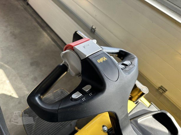 Yale MP20X Pallet Truck for sale — view 3