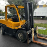 2017 Yale GLP55VX Gas Forklift for sale — view 2