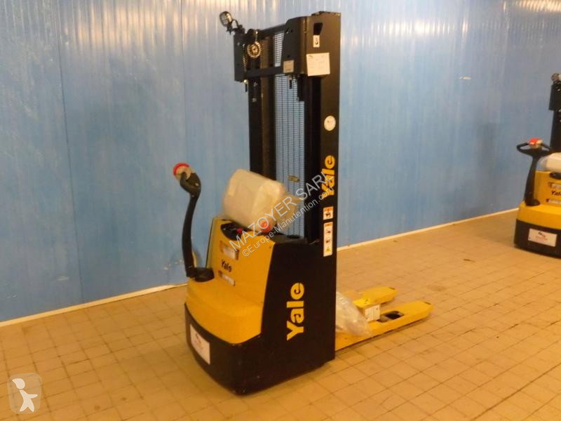 2022 Yale MS12 Pedestrian Stacker for sale — view 2