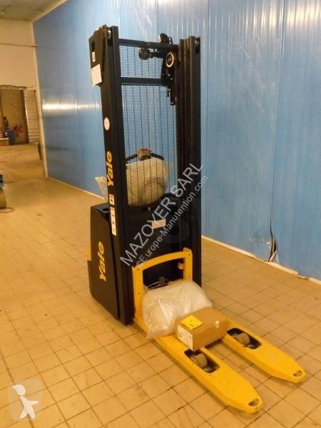 2022 Yale MS12 Pedestrian Stacker for sale — view 4