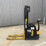 2017 Yale MS16 IL Pedestrian Stacker for sale — view 2