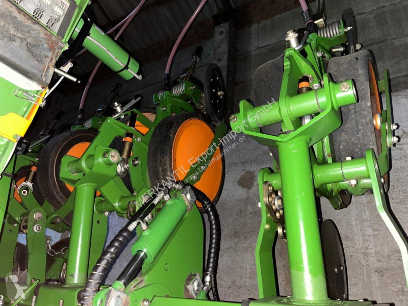2011 Amazone EDX 6000-TC Planting - Seed Drill for sale — view 4