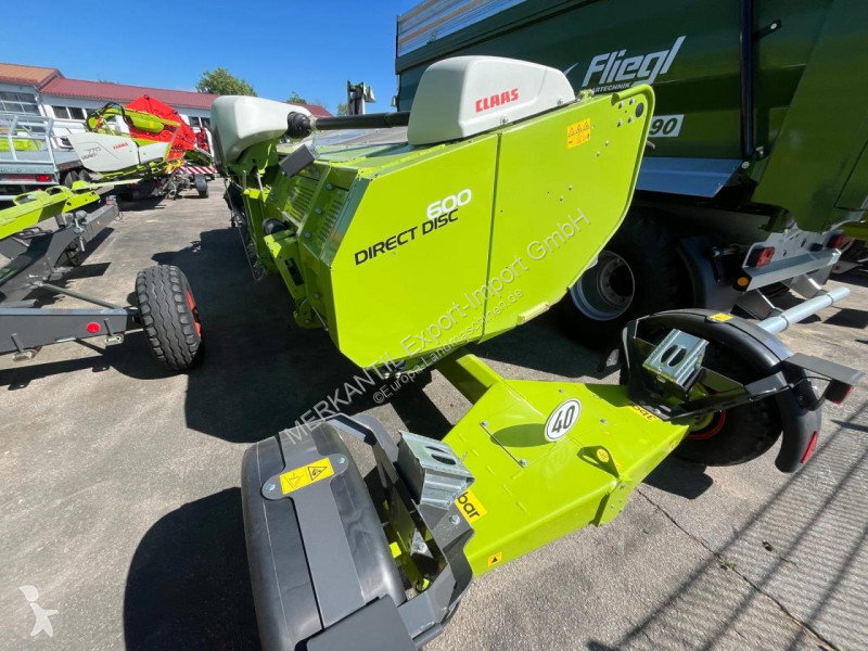 2022 Claas Direct Disc 60 Combine Harvester for sale — view 3