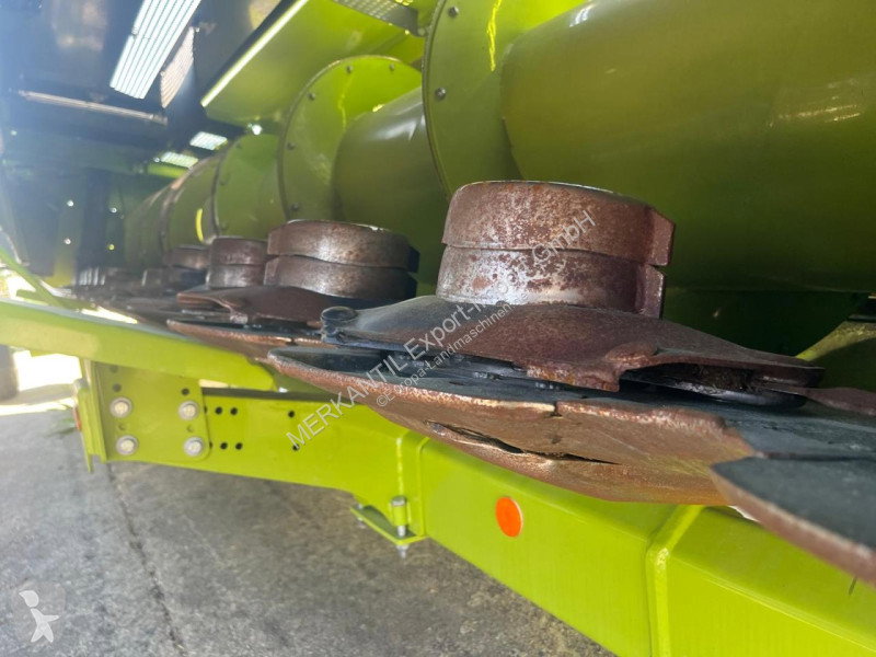 2022 Claas Direct Disc 60 Combine Harvester for sale — view 5