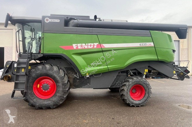 2024 Fendt 6335 C PL Combine Harvester for sale — view 3