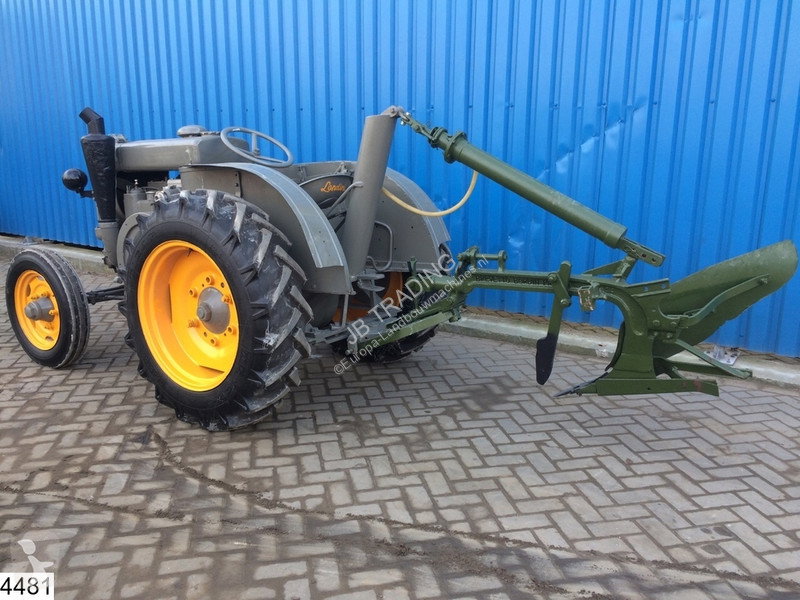 1935 Landini Velite 2WD Tractor - Wheel for sale — view 3
