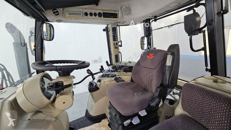 2015 Massey Ferguson 5611 Dyna 4 for sale — view 5