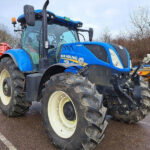 2016 New Holland T7 210 Tractor - Wheel for sale — view 2