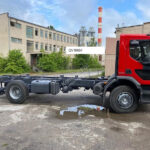 2009 Volvo RL200 Garbage Truck for sale — view 3