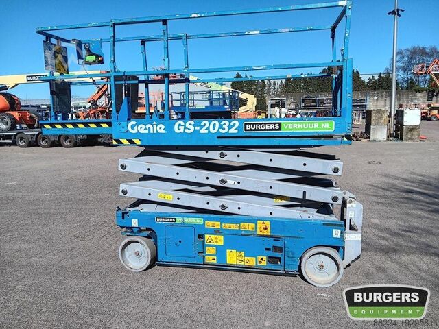 2008 Genie GS2032 Telehandler for sale — view 2
