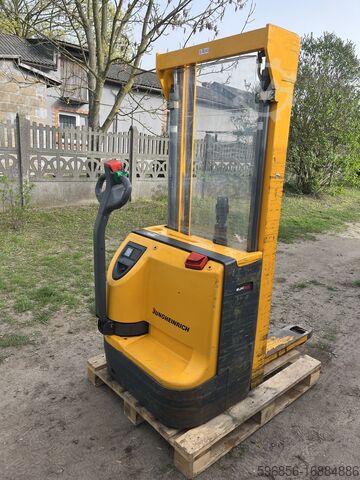 2004 Jungheinrich EJC10 Pallet Truck for sale — view 5