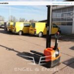 2009 BT HWE 100 Pallet Truck for sale — view 2