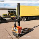 2009 BT HWE 100 Pallet Truck for sale — view 3