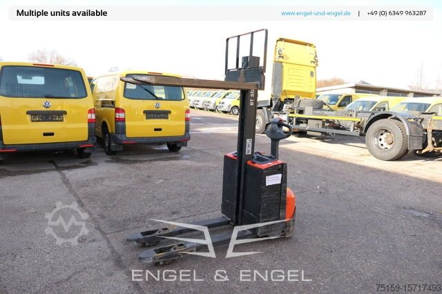 2013 BT SWE 080L Pallet Truck for sale — view 2