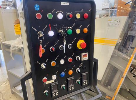 2001 Titan MLF 170 Die Cutter for sale — view 2
