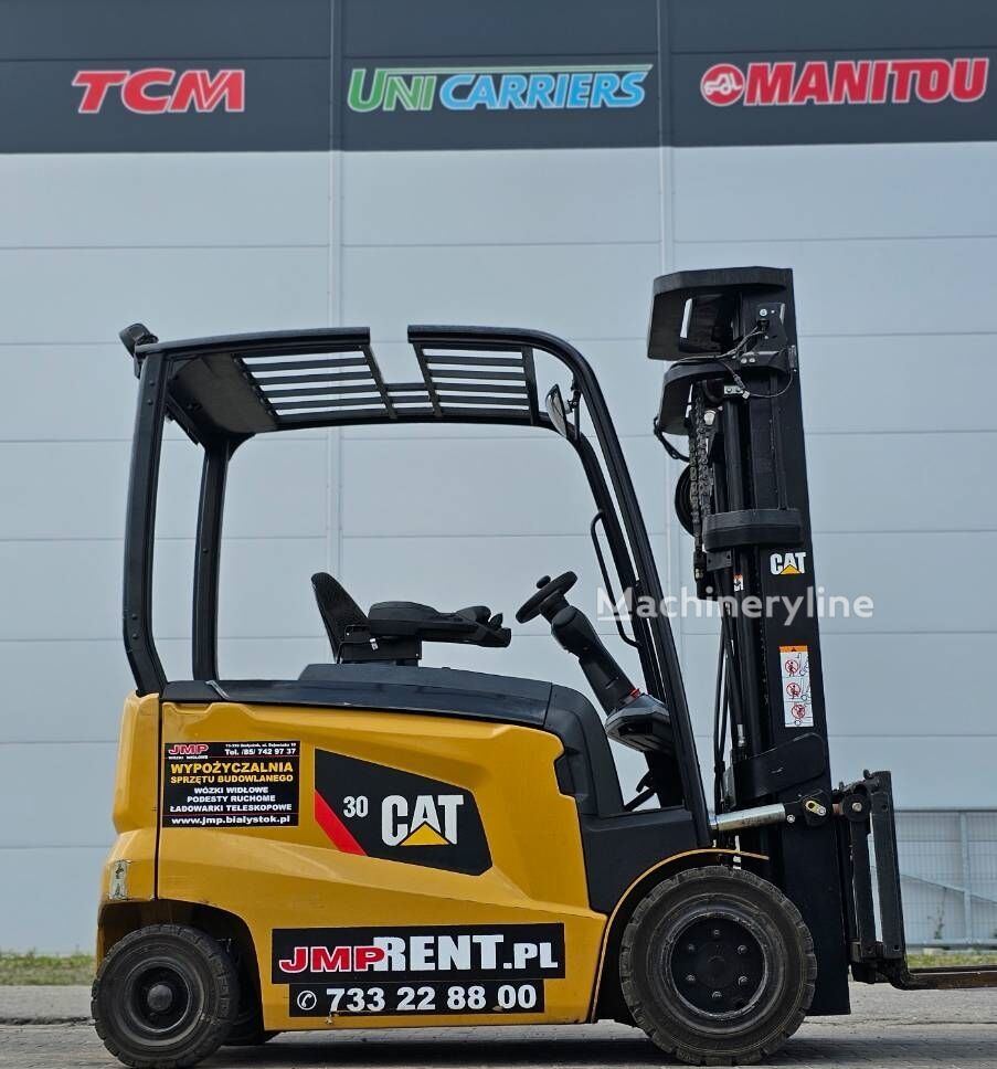 2016 Caterpillar EP 30 CN Electric Forklift for sale — view 2