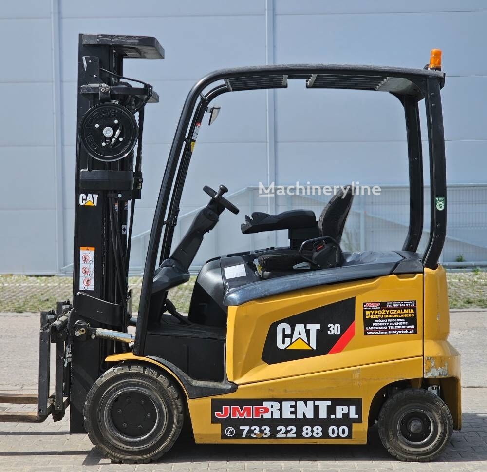 2016 Caterpillar EP 30 CN Electric Forklift for sale — view 4