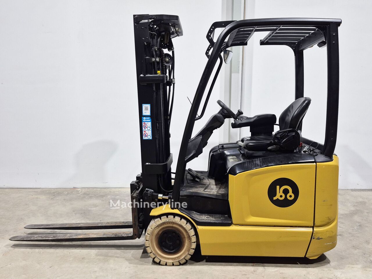 2019 Caterpillar EP14ANT Three-Wheel Forklift for sale