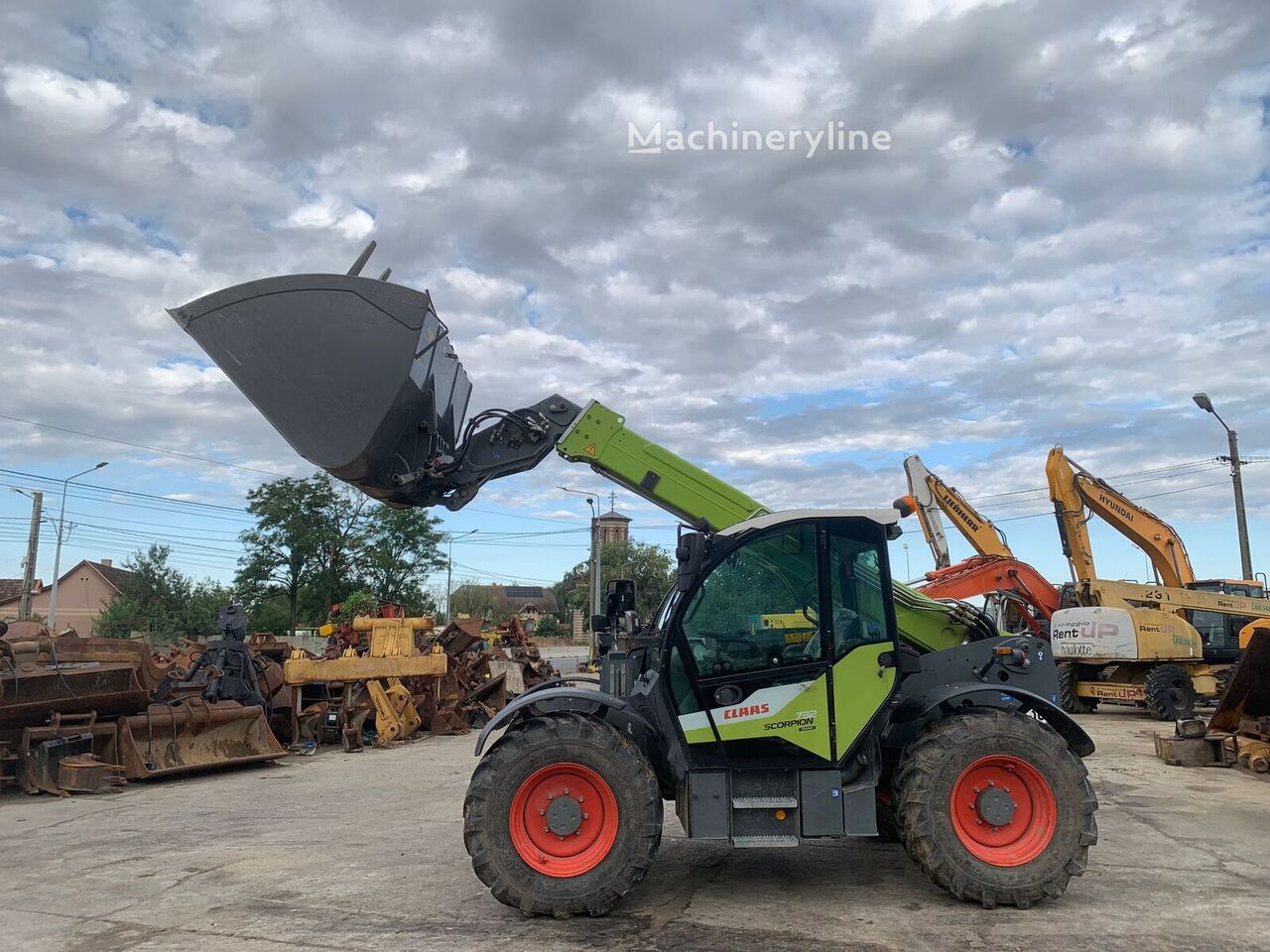 2019 Claas Scorpion 732 Telehandler for sale — view 2