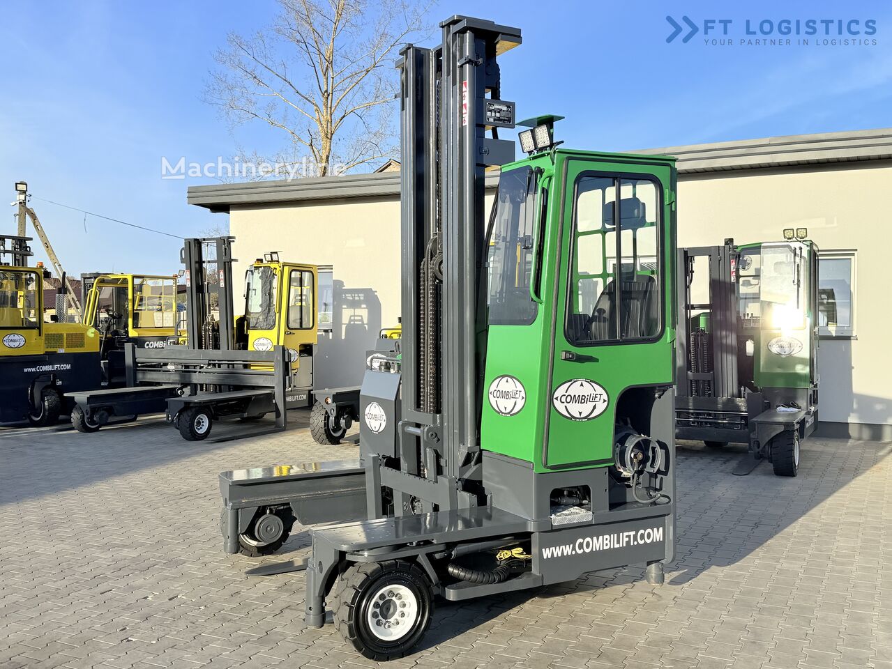 2004 Combilift C4000 GAS Trip Sideloader for sale — view 3
