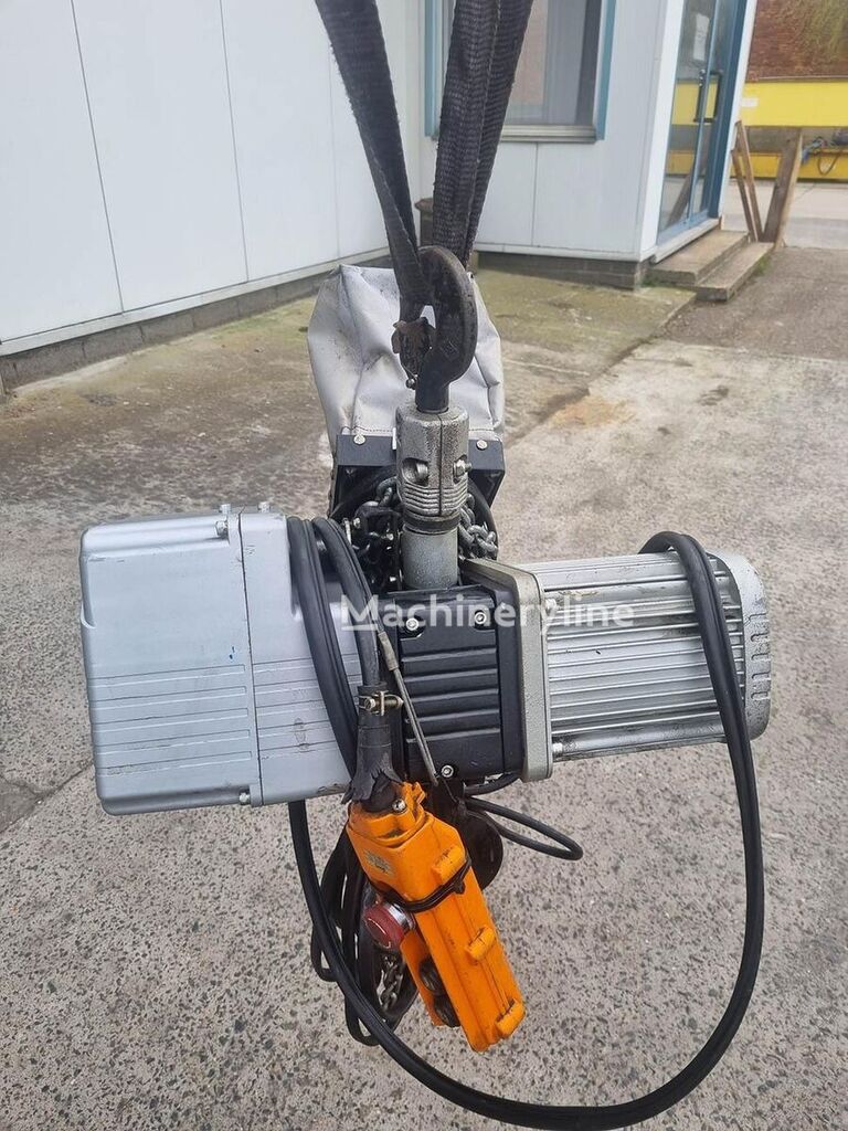 Delta Electric Chain Gantry Crane for sale — view 4