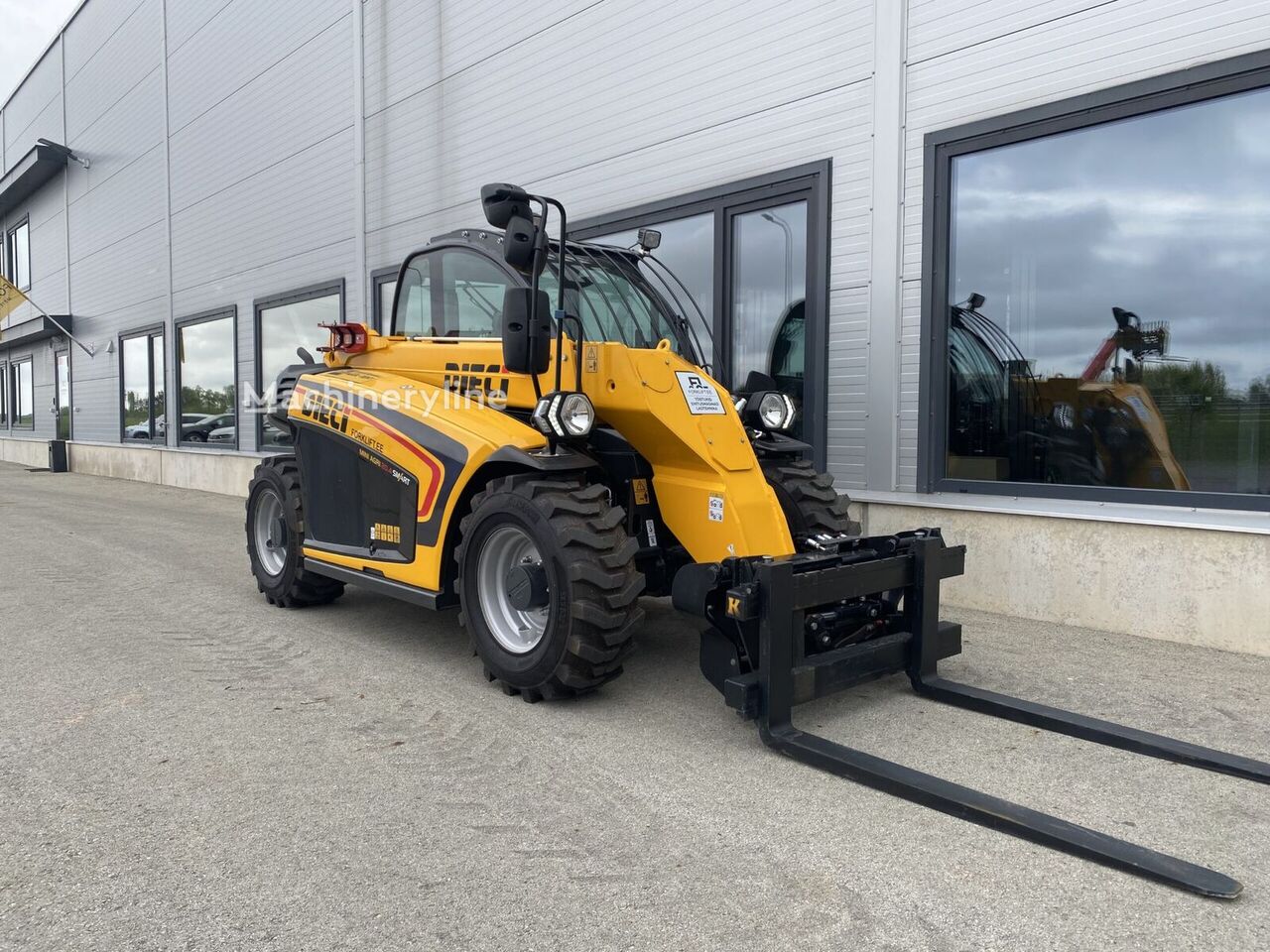 Dieci Mini Agri 20.4 Telehandler for sale — view 3