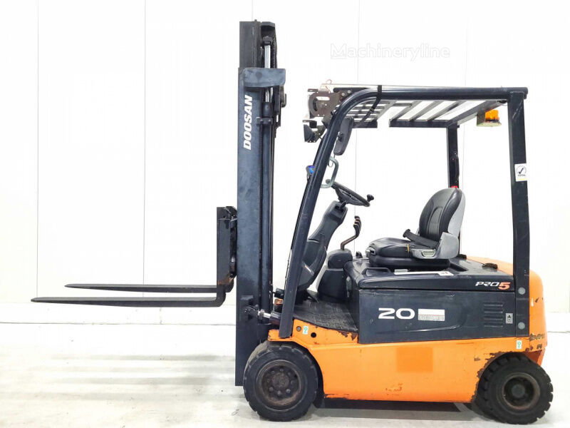 2010 Doosan B20X-5 Electric Forklift for sale — view 2