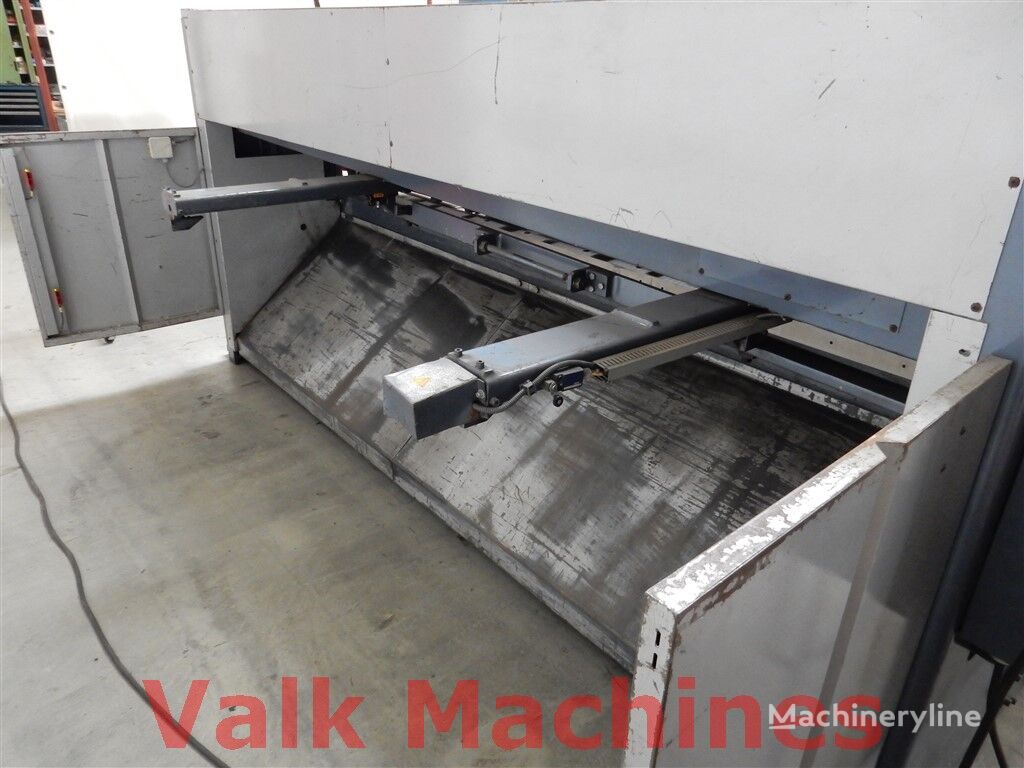 2006 Durma ES3006 Guillotine Shear for sale — view 5