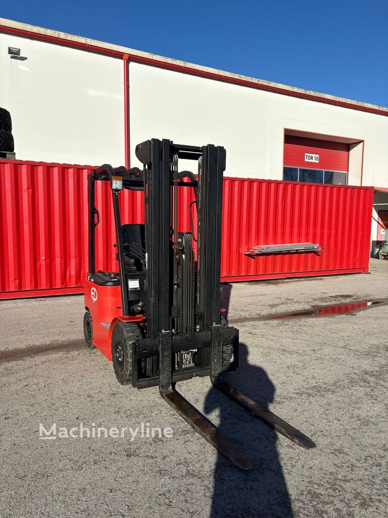 EP Equipment EFL181 Electric Forklift for sale — view 5