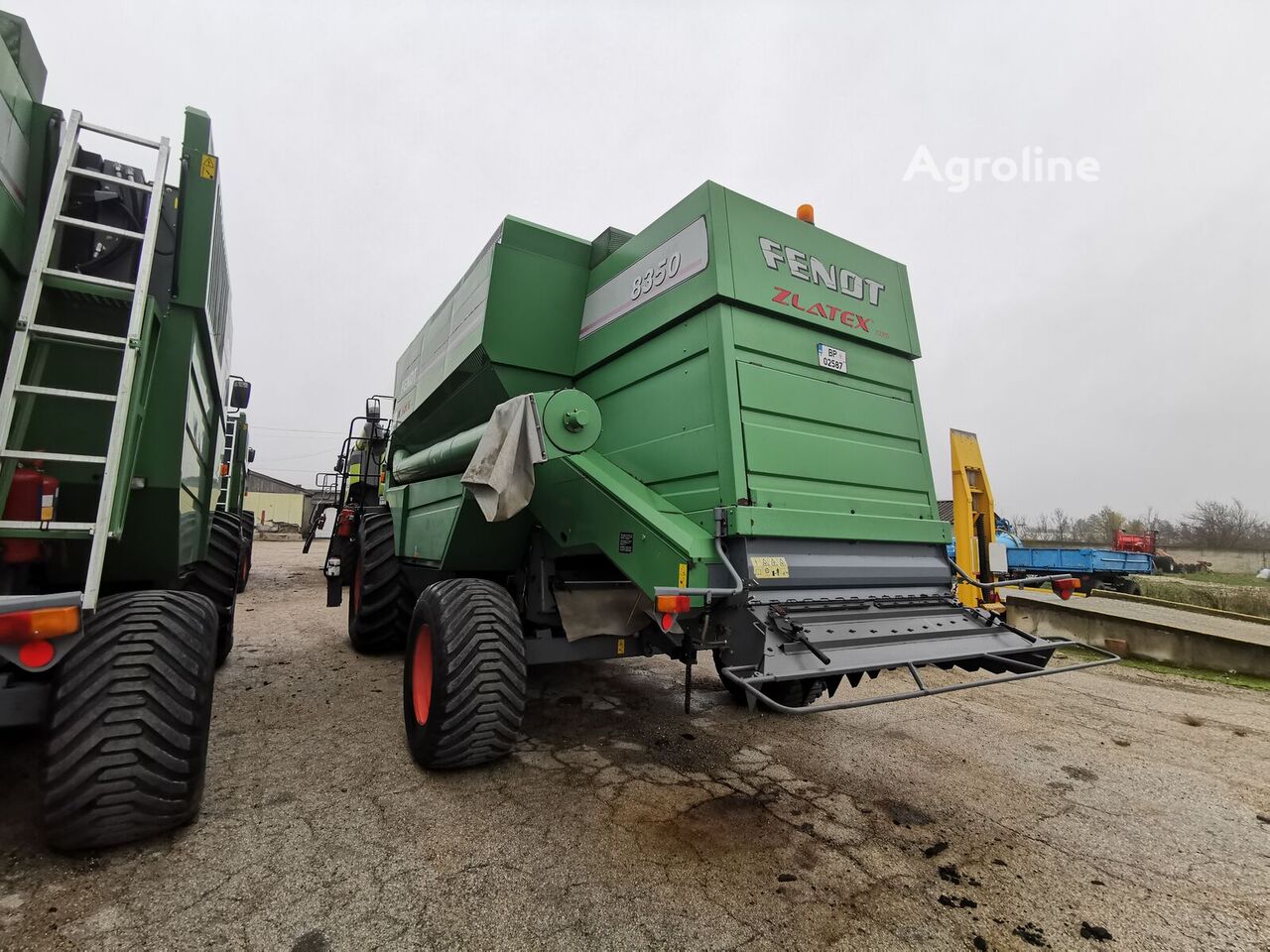 2008 Fendt 8350 Harvester - Grain for sale — view 3
