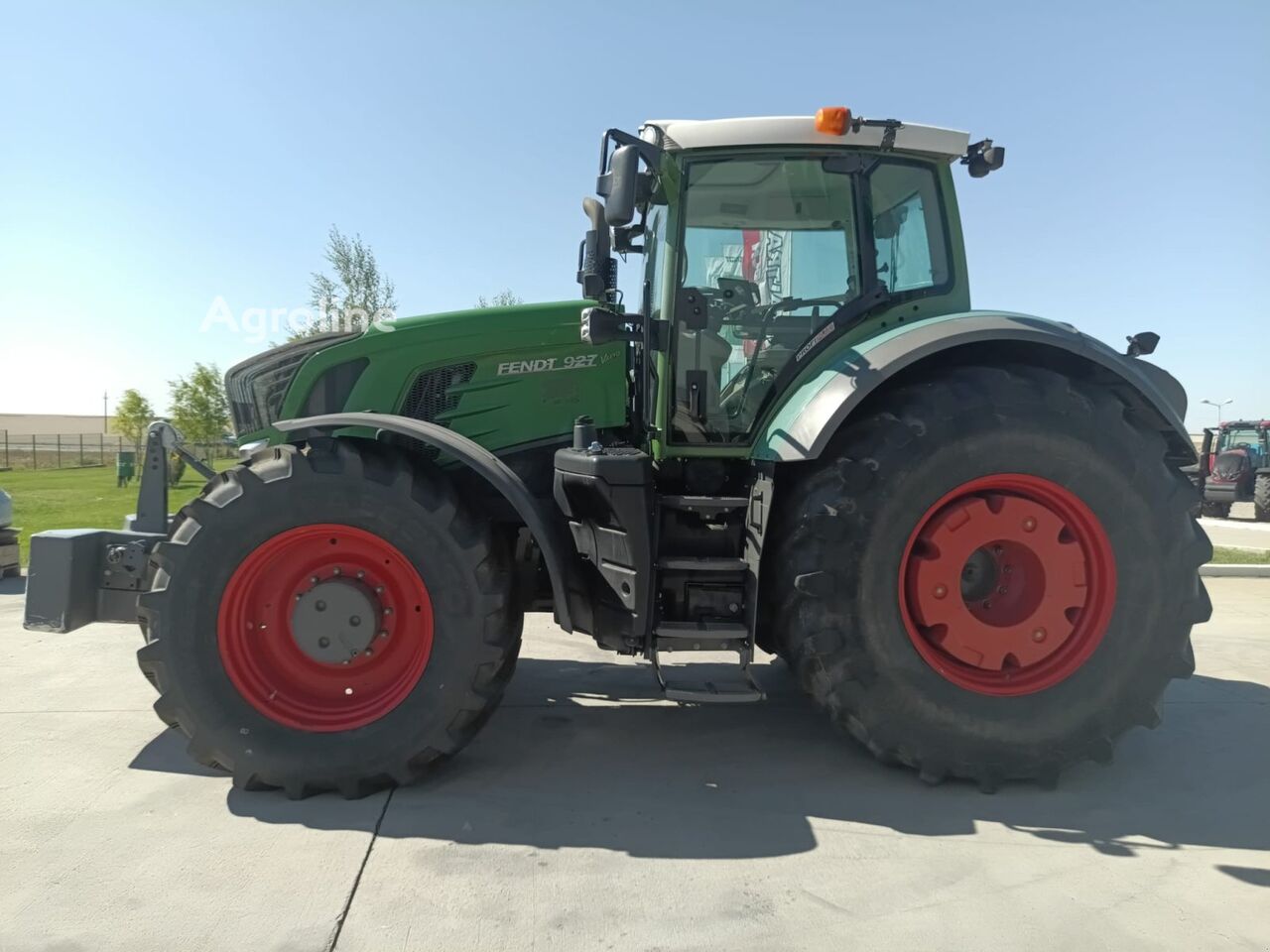 2017 Fendt 927 Vario S4 P Tractor - Wheel for sale — view 5