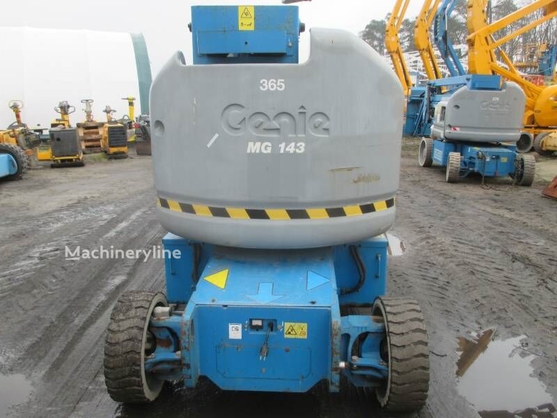 2008 Genie Z 40 23 N Articulating Boom Lift for sale — view 3