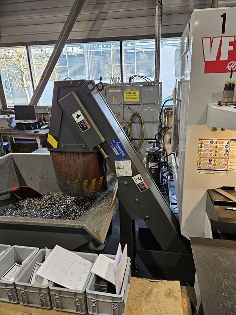 2013 Haas VF5 50 Machining Center for sale — view 4