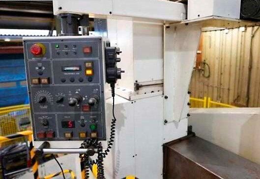 2004 Hankook VLC 30 70 Lathe for sale — view 3
